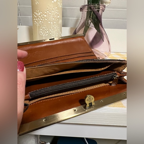 Patricia Nash Crackled Rose Garden Wallet - Picture 7 of 9